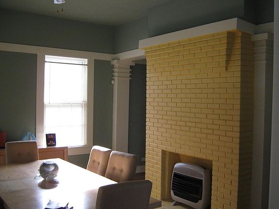 2nd image of 226 Alamosa Ave