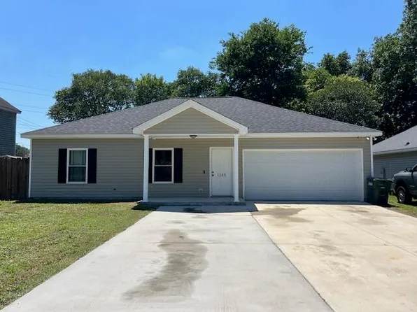 1195 Floyd Dr, Sumter, SC 29154