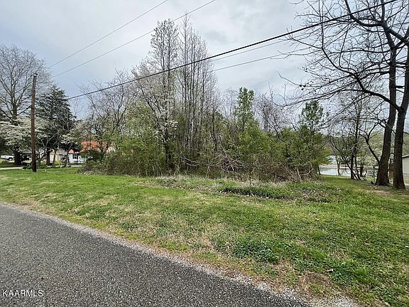 3rd image of 45 Willow Dr Lot 45