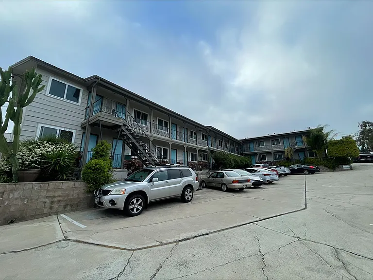 2810 Union — Photo 18