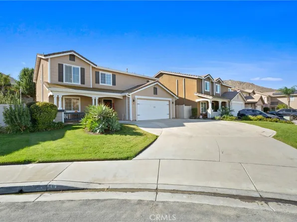 17049 La Vesu Rd, Fontana, CA 92337