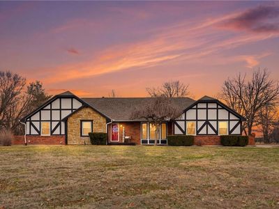 2082 Mulberry Ln, Wood Heights, MO, 64024
