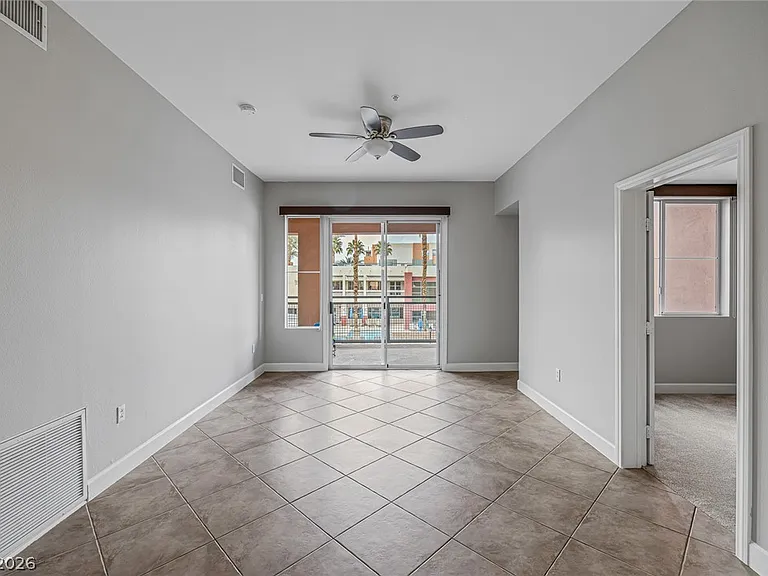 51 E Agate Ave #304 — Photo 29