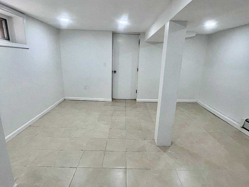 2nd image of 148 E 38th St Floor 1