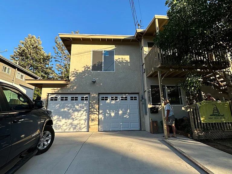 6189 Severin Dr — Photo 1
