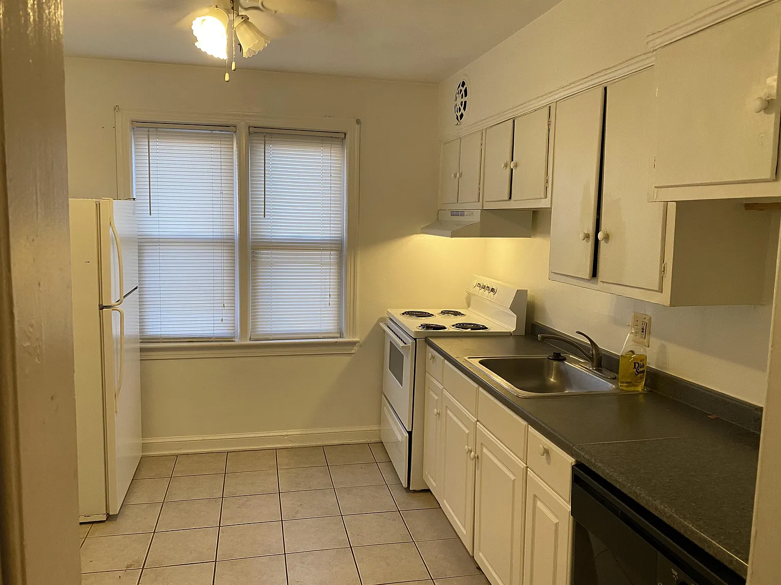 4236 Benning Road, NE - 302 — Photo 4