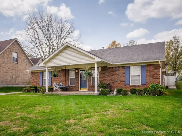 2613 Whitehorse Vale Drive, Jeffersonville, IN 47130