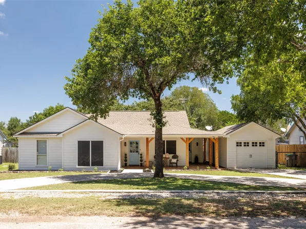 8 Deer Ridge Rd, Wimberley, TX 78676