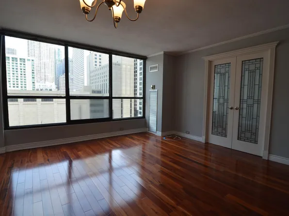 405 N Wabash Ave, Chicago, IL