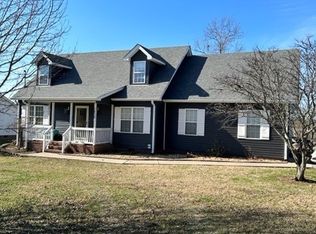 101 S Wood Ln, Shelbyville, TN 37160