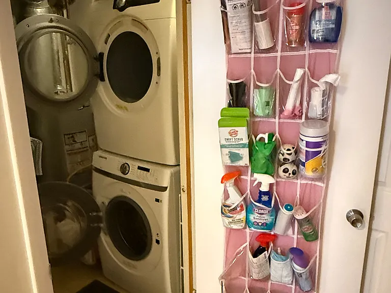 Washer-Dryer (in dedicated Utilities room)