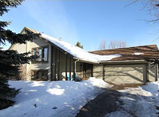 5242 113th St W, Bloomington, MN 55437