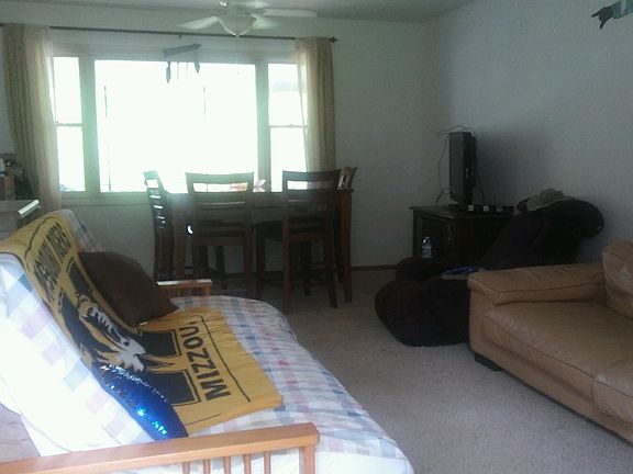 5th image of 94 N Lake Dr