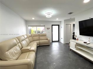 511 SW 115th Ave #1, Miami, FL 33174