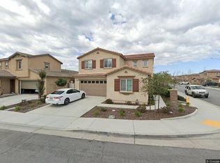 29325 Linden Pl, Lake Elsinore, CA 92530