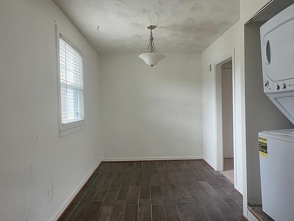 4th image of 2772 Iverson St Unit 81