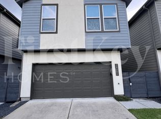 18326 W Centro Cir, Shenandoah, TX 77385