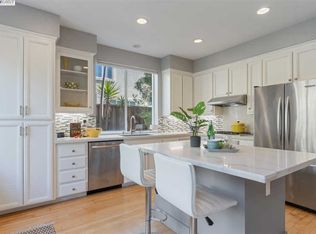 121 Ratto Rd, Alameda, CA 94502