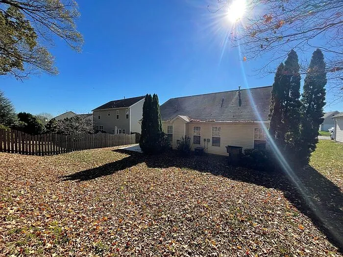 16200 Circlegreen Dr — Photo 17