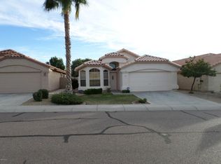 2223 E Robin Ln, Phoenix, AZ 85024