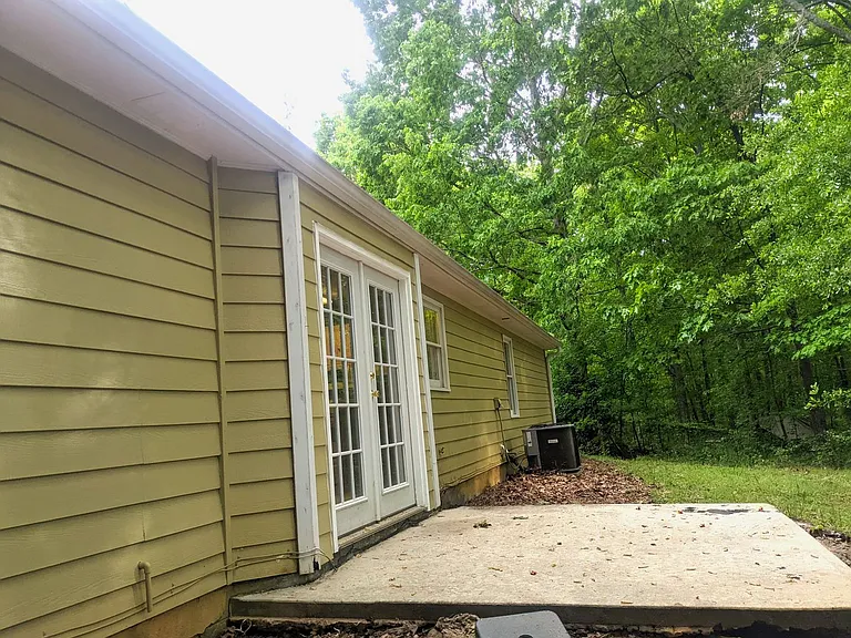 130 Beth Ct — Photo 6