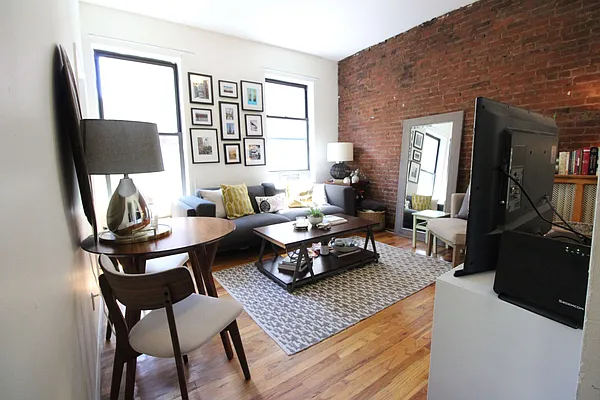 Rented by Luxor Homes & Investment Realty | media 37