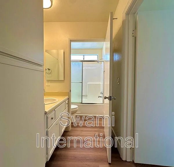 1530 260th St #6 — Photo 22