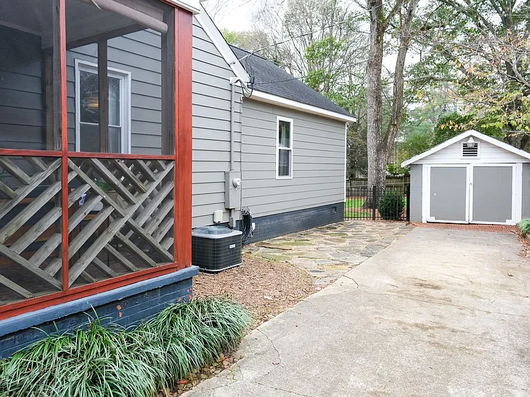 30 Wilshire Dr — Photo 33