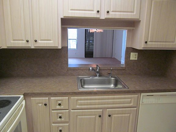 4th image of 6701 N University Drive 208     Bldg 5