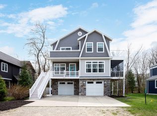 7264 Atlantic Ave, South haven, MI 49090