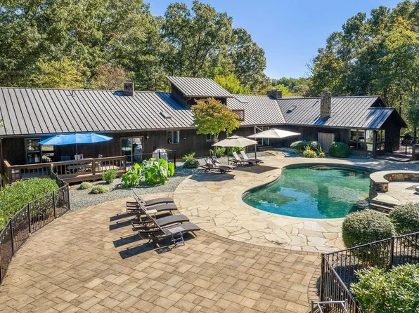 340 Grassmere Rd, Charlottesville, VA 22903