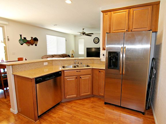 2nd image of 750 Crest Valley Pl