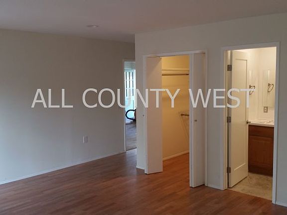 3rd image of 8525 Katherine Ave