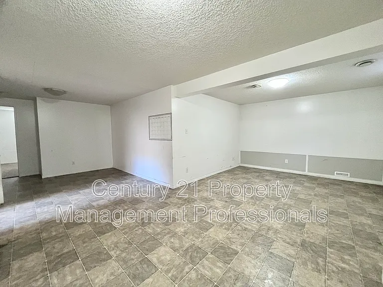 69th St NW #12915 — Photo 6