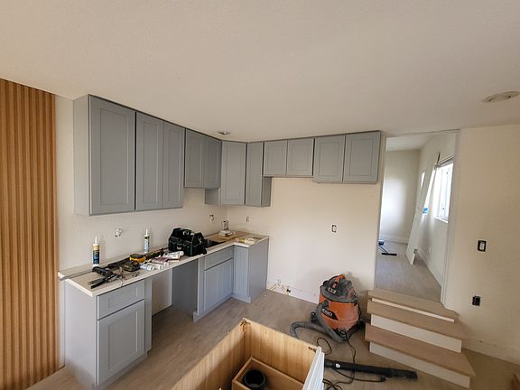 4th image of 1028 Bentoak Ln #1