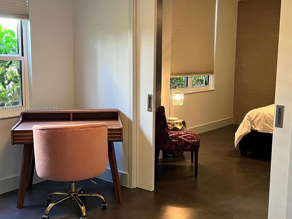 1st image of 701 Brickell Ave #408