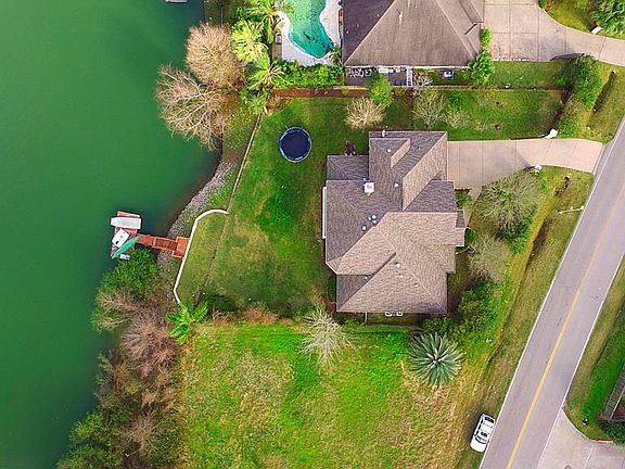 4th image of 1629 E Meyer Ave
