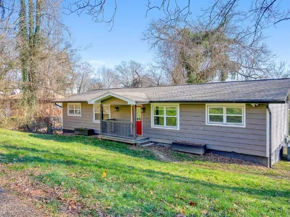 126 Ridge Rd, Chattanooga, TN 37411
