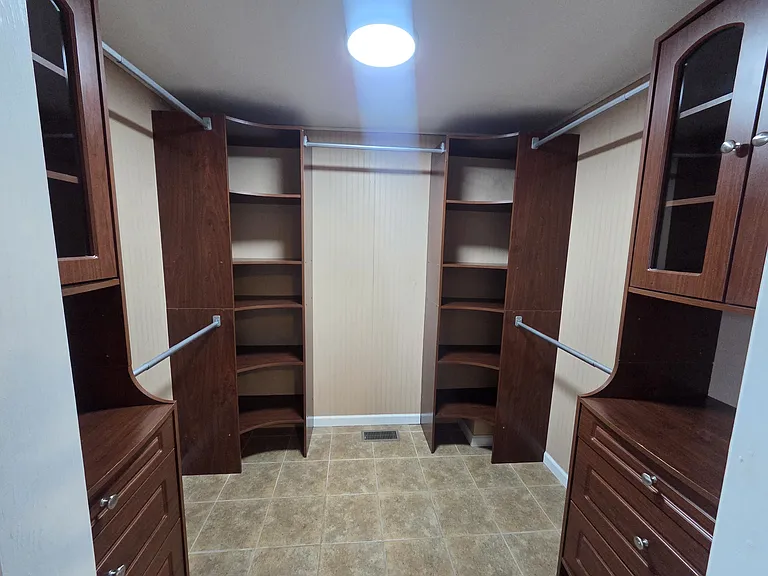 4224 Melville Ln — Photo 31
