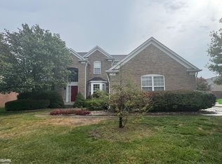 49470 Tottenham Ln, Macomb, MI 48044