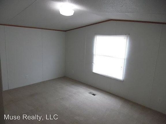 5th image of 574 Cayce Olin Dr