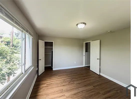 2 bed, $1,698 — Photo 3