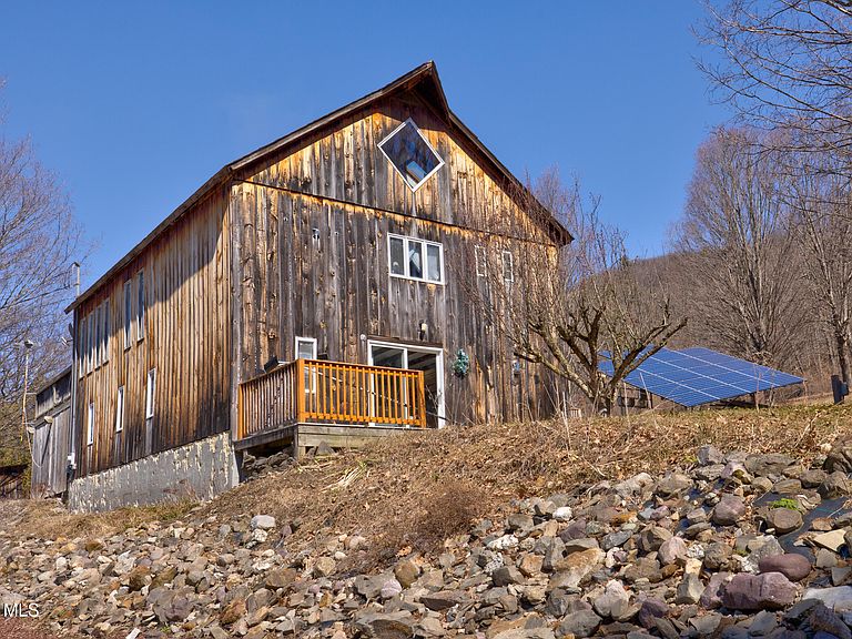 Listing photo 5