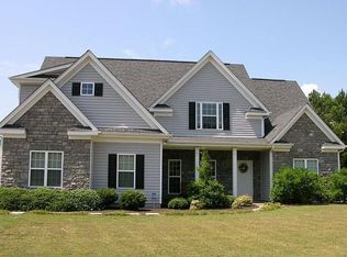 25 Sullivan Lndg, Newnan, GA 30265