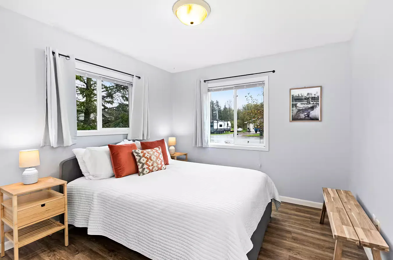 2 bed, 1200 sqft, $1,800 — Photo 1