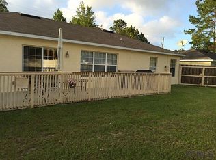 8 Riverside Ln, Palm Coast, FL 32164