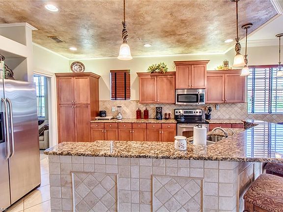 5th image of 8621 Piazza Del Lago Cir Unit 202