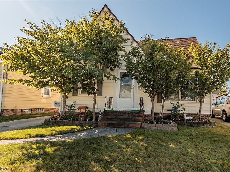 1st image of 7815 Dorothy Ave