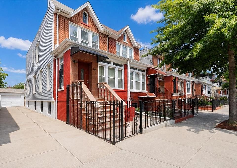 1st image of 240 E 56th St