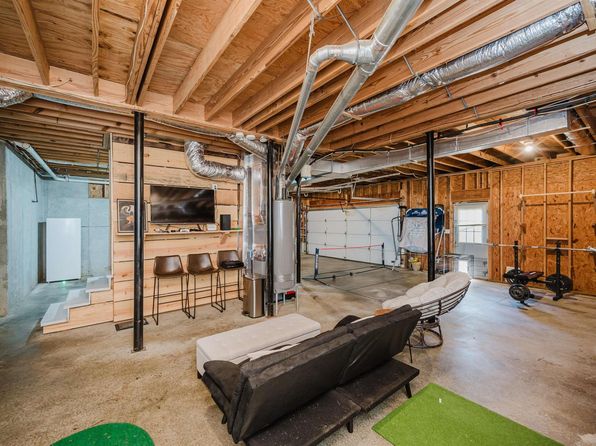 1555 Bent River Cir, Birmingham, AL 35216